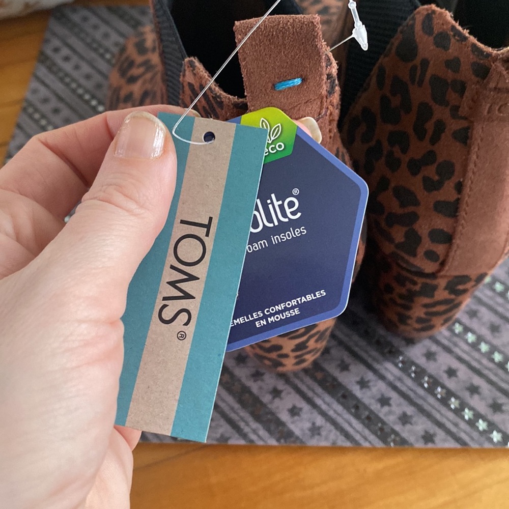 TOMS Kelsey Suede Ankle Bootie Wedge, Dark Ember Leopard Print, Size 7 - Picture 10 of 12